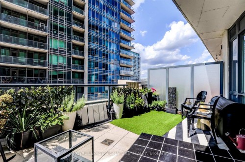 517-51 East Liberty Street, Toronto, ON - Outdoor
