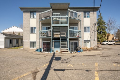 Face arrière - 202-68 Rue Pierre-Laporte, Saint-Eustache, QC - Outdoor