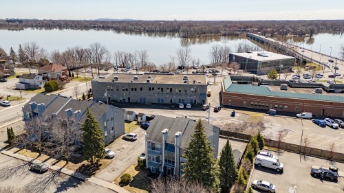 Photo aérienne - 202-68 Rue Pierre-Laporte, Saint-Eustache, QC - Outdoor With Body Of Water With View