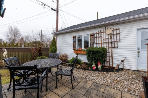 Courtyard - 77 Rue Des Abeilles, Coteau-Du-Lac, QC - Outdoor With Deck Patio Veranda With Exterior
