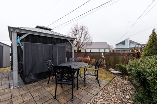 Courtyard - 77 Rue Des Abeilles, Coteau-Du-Lac, QC - Outdoor With Deck Patio Veranda