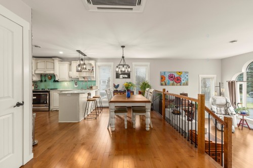 Kitchen - 77 Rue Des Abeilles, Coteau-Du-Lac, QC - Indoor