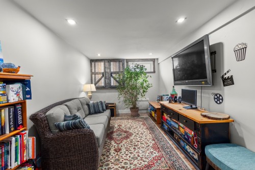 Family Room - 77 Rue Des Abeilles, Coteau-Du-Lac, QC - Indoor