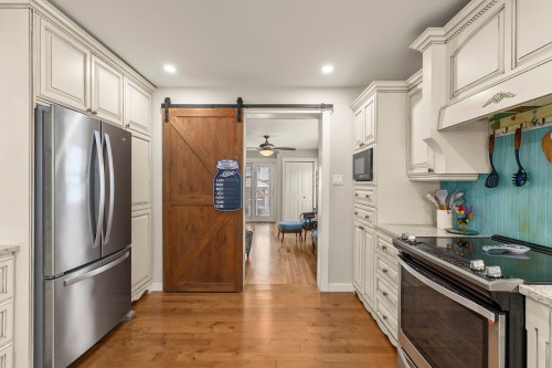 Kitchen - 77 Rue Des Abeilles, Coteau-Du-Lac, QC - Indoor Photo Showing Kitchen