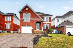 767 Rue Henri-Massé  Longueuil (Saint-Hubert), QC J3Z 1J8