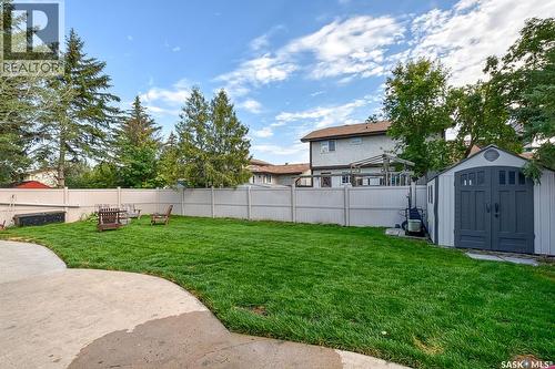 2102 Truesdale Drive E, Regina, SK - Outdoor With Backyard