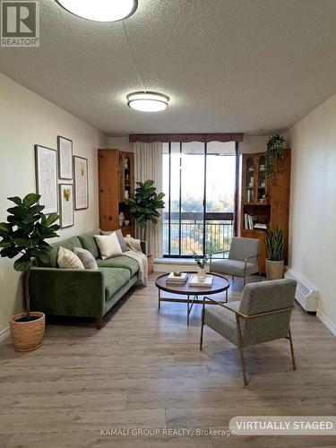 727 - 4645 JANE STREET  Toronto, ON M3N 2K9
