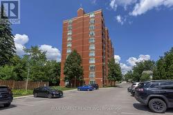 1105 - 76 BASE LINE ROAD W  London South (South E), ON N6J 4X6