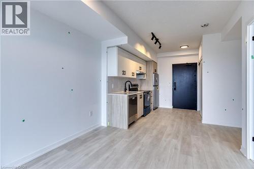 4878 Powers Common Unit# 704, Burlington, ON - Indoor Photo Showing Other Room