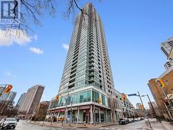 2804 - 120 HOMEWOOD AVENUE  Toronto, ON M4Y 2J3