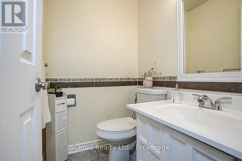 1114 Maple Gate Road, Pickering, ON - Indoor Photo Showing Bathroom