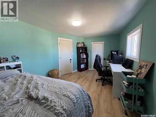 112 1St Avenue, Vibank, SK - Indoor Photo Showing Bedroom