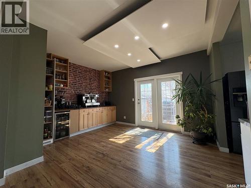112 1St Avenue, Vibank, SK - Indoor