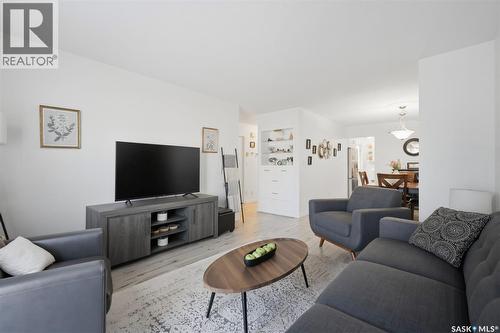 6 80 Berini Drive, Saskatoon, SK - Indoor Photo Showing Living Room