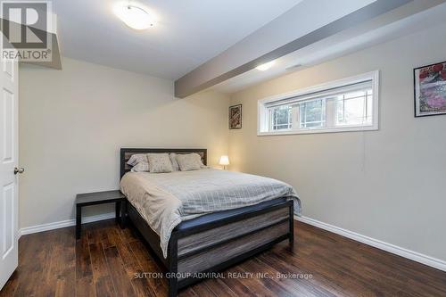 79 Forest Circle, Tiny, ON - Indoor Photo Showing Bedroom