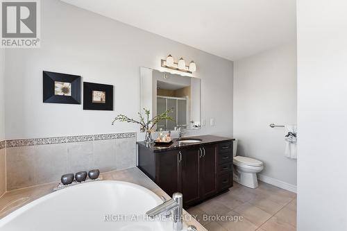 365 Livery Street, Ottawa, ON - Indoor Photo Showing Bathroom