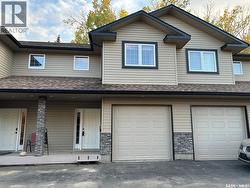 D2 33 Wood Lily DRIVE Moose Jaw, SK S6J 1B4