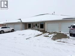 102 30 Russell DRIVE Yorkton, SK S3N 3W2