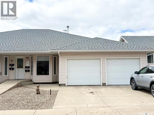 102 30 Russell DRIVE  Yorkton, SK S3N 3W2