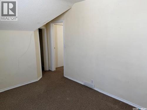 405 18Th Street W, Saskatoon, SK - Indoor Photo Showing Other Room