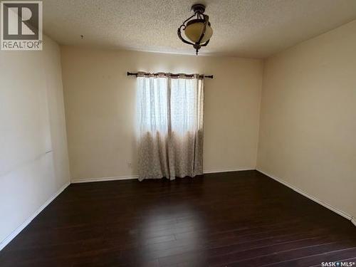 405 18Th Street W, Saskatoon, SK - Indoor Photo Showing Other Room