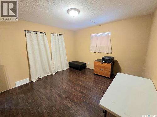 214 5Th Street, Milestone, SK - Indoor