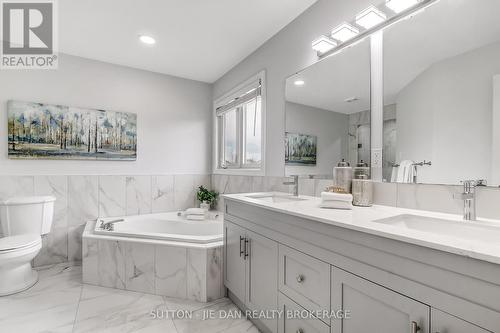 328 Plane Tree Drive, London North (North R), ON - Indoor Photo Showing Bathroom