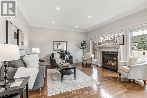 328 Plane Tree Drive, London North (North R), ON - Indoor Photo Showing Living Room With Fireplace