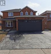 16 COCHRANE AVENUE  Brampton, ON L6Z 4J4