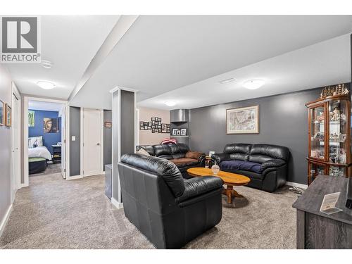 Rec room - 2015 Valleyview Drive, Kamloops, BC - Indoor