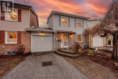 35 PARKLAND COURT  Aurora, ON L4G 3M5