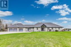 67 GRAYFIELD DRIVE  Whitchurch-Stouffville, ON L4A 0B1