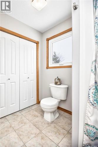 645 Aaron Drive, Prince Albert, SK - Indoor Photo Showing Bathroom
