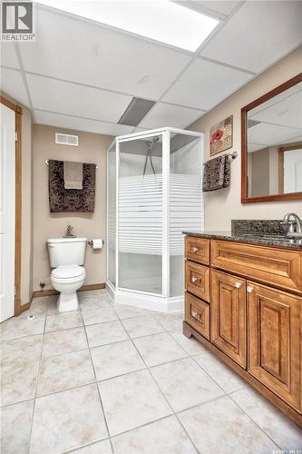 645 Aaron Drive, Prince Albert, SK - Indoor Photo Showing Bathroom
