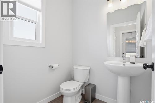 1047 Brighton Gate, Saskatoon, SK - Indoor Photo Showing Bathroom
