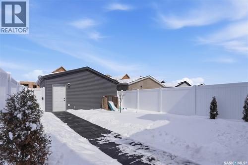 1047 Brighton Gate, Saskatoon, SK - Outdoor