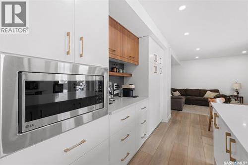 2002 Braun Bay E, Regina, SK - Indoor