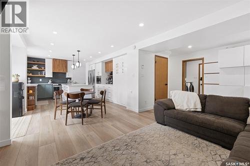 2002 Braun Bay E, Regina, SK - Indoor