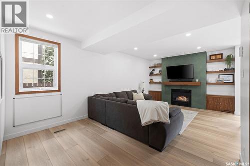 2002 Braun Bay E, Regina, SK - Indoor With Fireplace