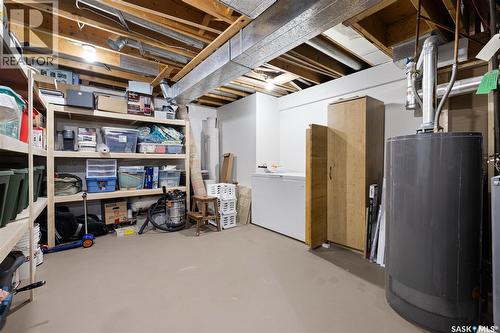 2002 Braun Bay E, Regina, SK - Indoor Photo Showing Basement