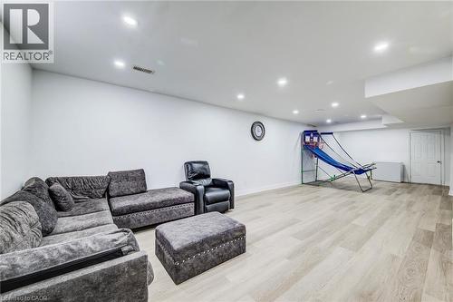 617 Thorndale Drive, Waterloo, ON - Indoor