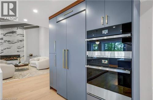 239 Corrie Crescent, Waterloo, ON - Indoor Photo Showing Kitchen
