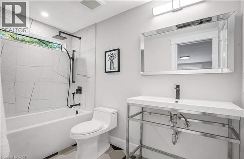 239 Corrie Crescent, Waterloo, ON - Indoor Photo Showing Bathroom