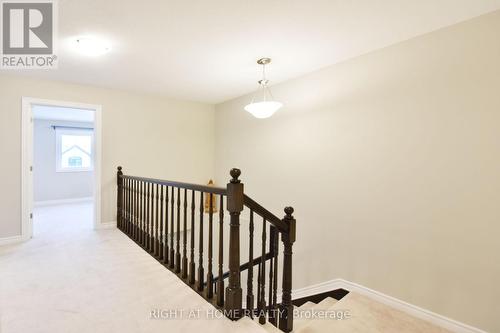 630 Eagle Crest Heights, Ottawa, ON - Indoor Photo Showing Other Room