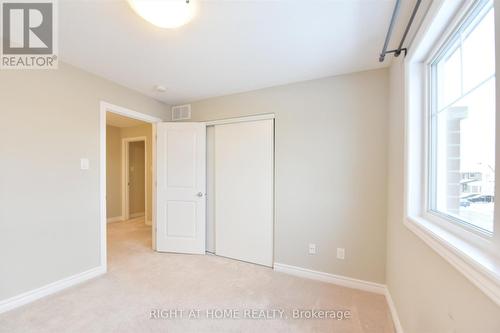 630 Eagle Crest Heights, Ottawa, ON - Indoor Photo Showing Other Room