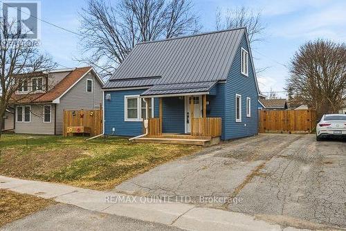 35 KERR CRESCENT  Quinte West (Trenton Ward), ON K8V 2W2