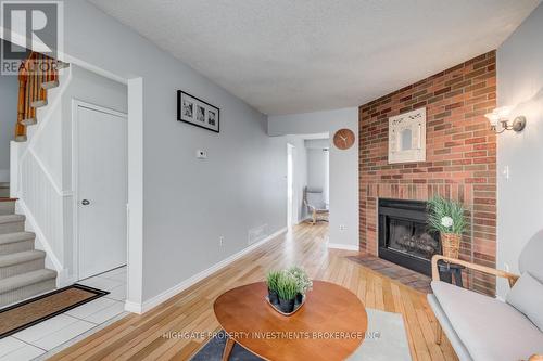 913 DYER COURT , Oshawa, Ontario L1K 1V9 5