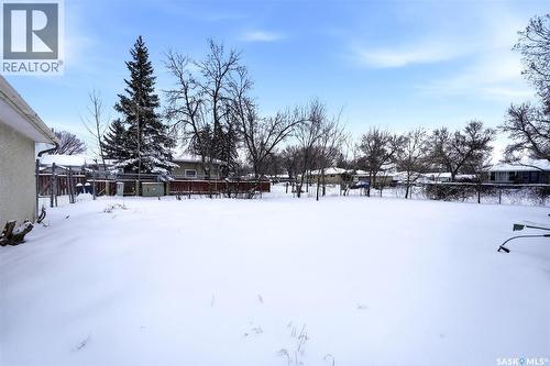 6 Hanley Crescent, Regina, SK - Outdoor
