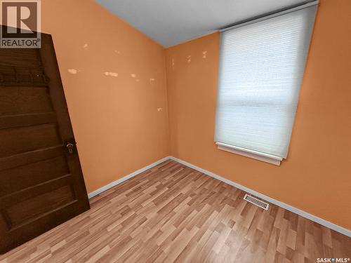 121 6Th Avenue Ne, Swift Current, SK - Indoor Photo Showing Other Room
