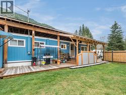 916 AIRPORT Road Unit# 8 Salmo, BC V0G 1Z0